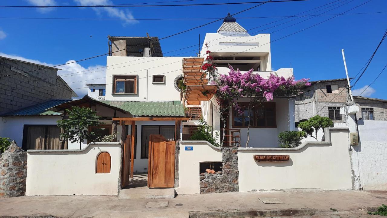 Alma De Cedrela Apartman Puerto Ayora  Kültér fotó