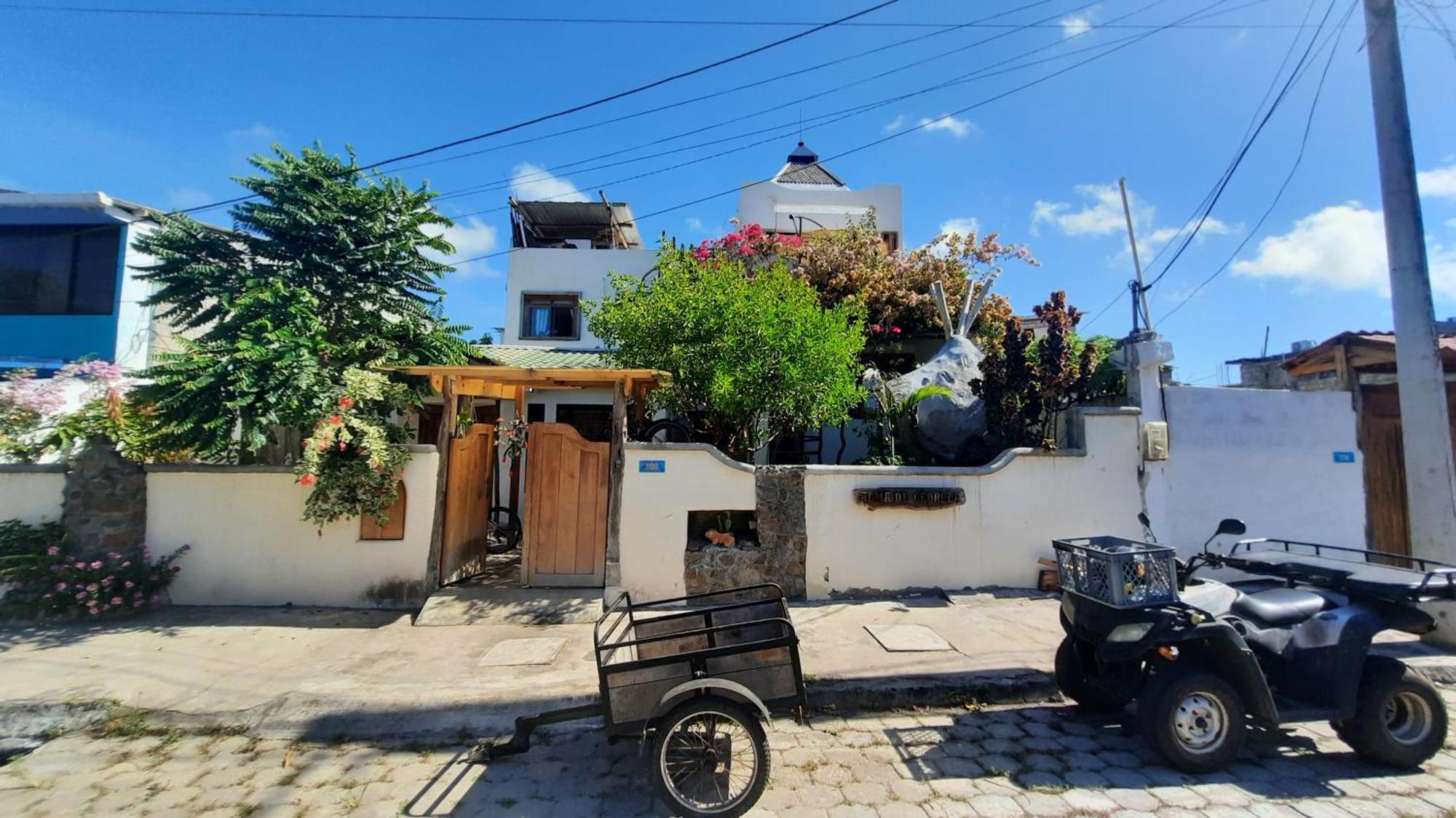 Alma De Cedrela Apartman Puerto Ayora  Kültér fotó